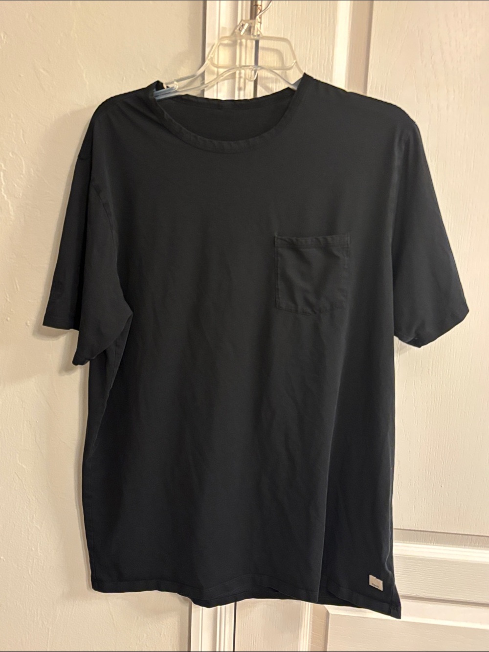 Vuori Feather Pocket Tee